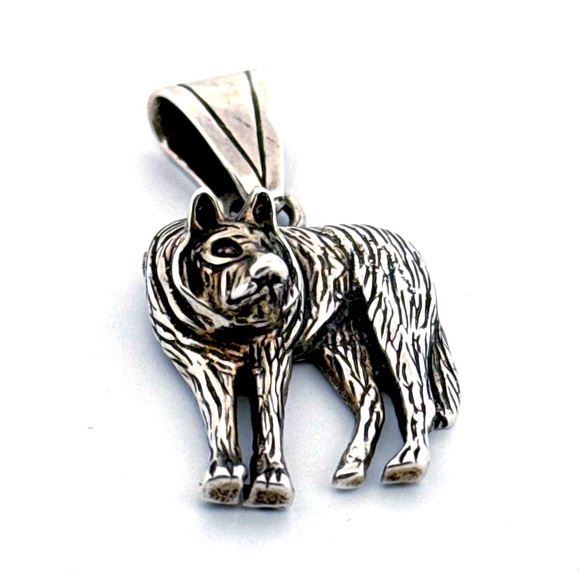 Other - Vintage 925 Sterling Silver Wolf Pendant